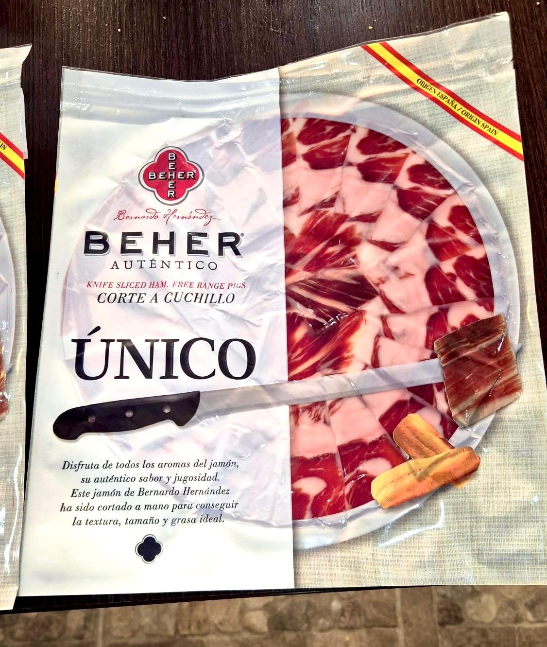 Plato Cortado a Cuchillo de Jamón